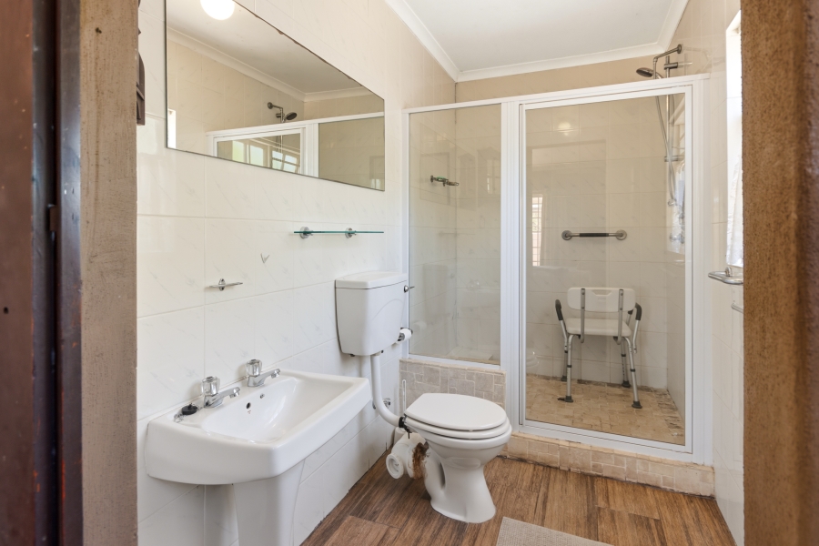 4 Bedroom Property for Sale in Onverwacht Western Cape